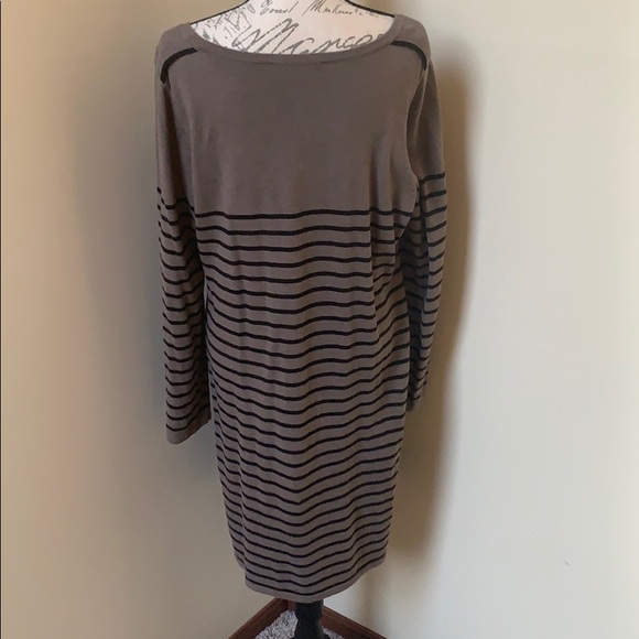 LOFT Tunic Sweater - Picture 5 of 7
